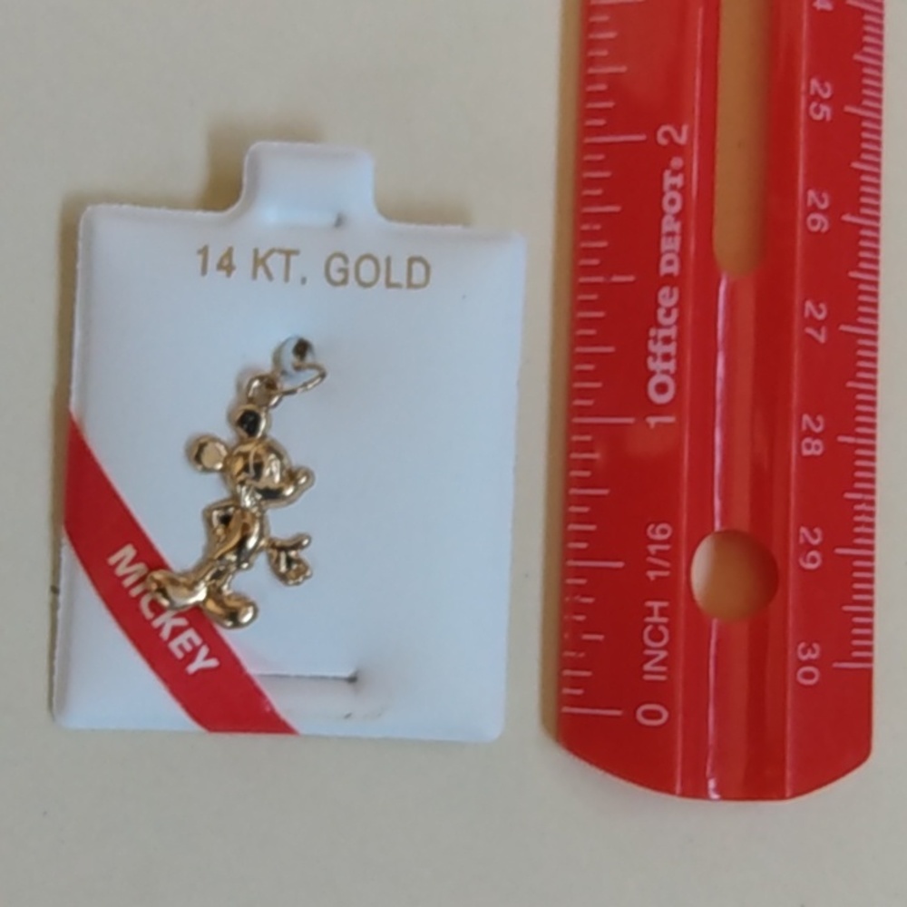 14k yellow gold Mickey mouse pendant - Picture 3 of 3
